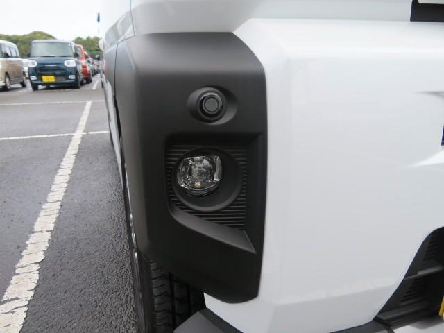 Daihatsu Taft 9
