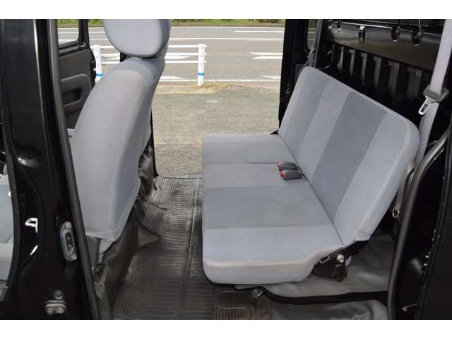 Daihatsu Hijet Deck Van 8