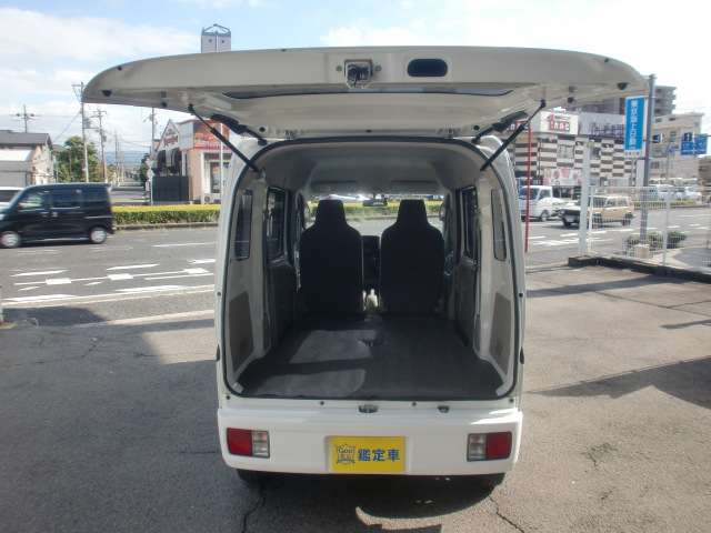 Mazda Scrum 9