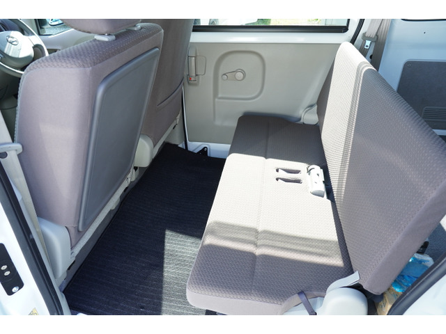 Nissan NV100 Clipper 6