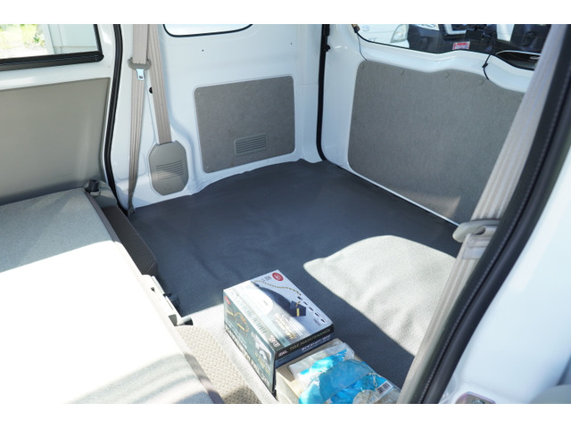 Nissan NV100 Clipper 7