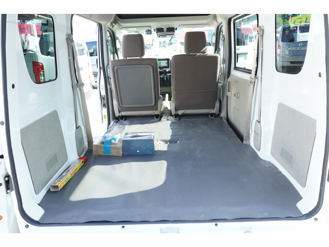 Nissan NV100 Clipper 9
