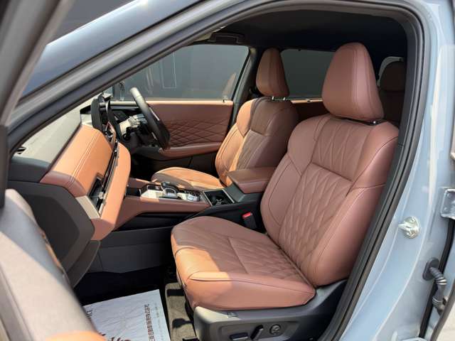 Mitsubishi Outlander 11