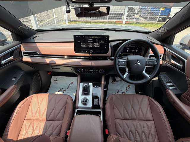 Mitsubishi Outlander 3
