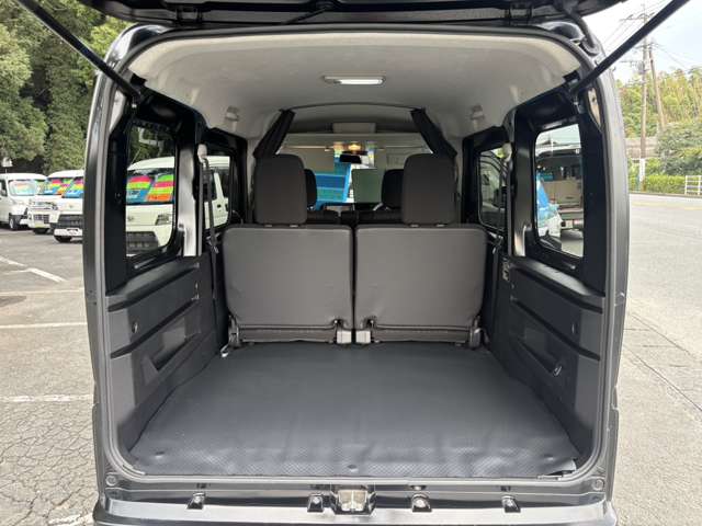 Daihatsu Atrai 11