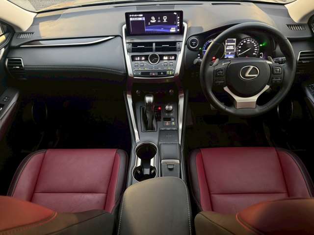 Lexus NX 2