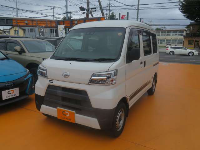 Daihatsu Hijet Cargo 7