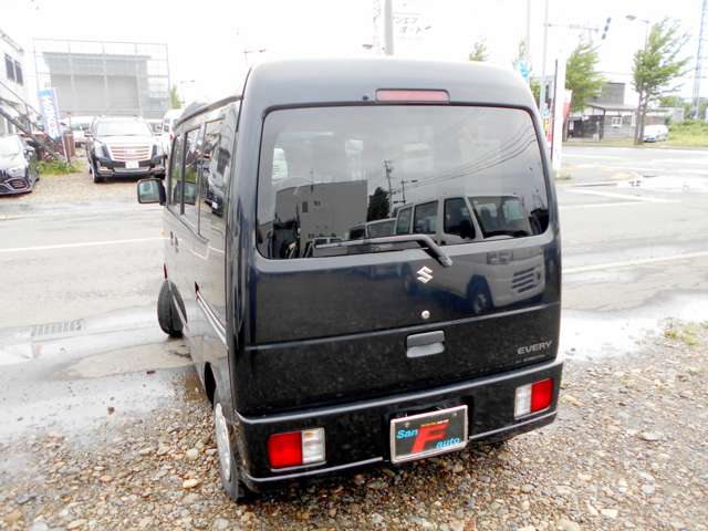 Suzuki Every 11