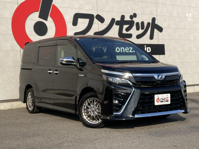 Toyota Voxy 4
