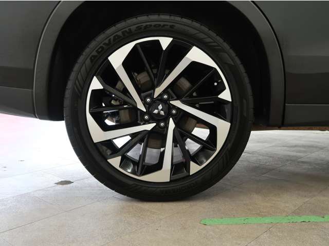 Mitsubishi Outlander 11