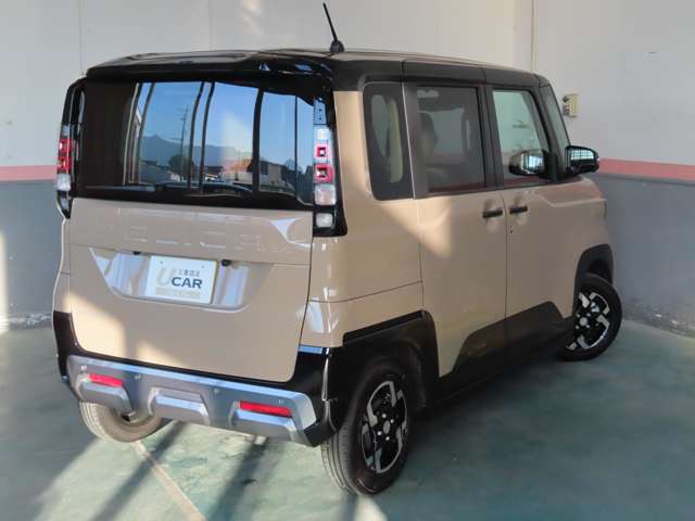Mitsubishi Delica Mini 2