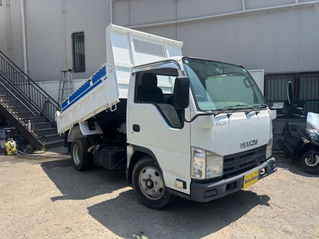 Isuzu Elf 2