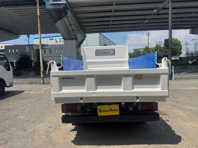 Isuzu Elf 5
