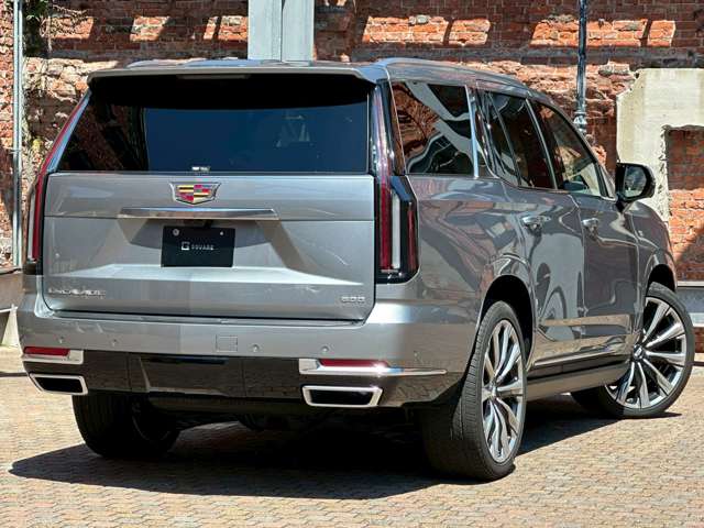 Cadillac エスカレード 12