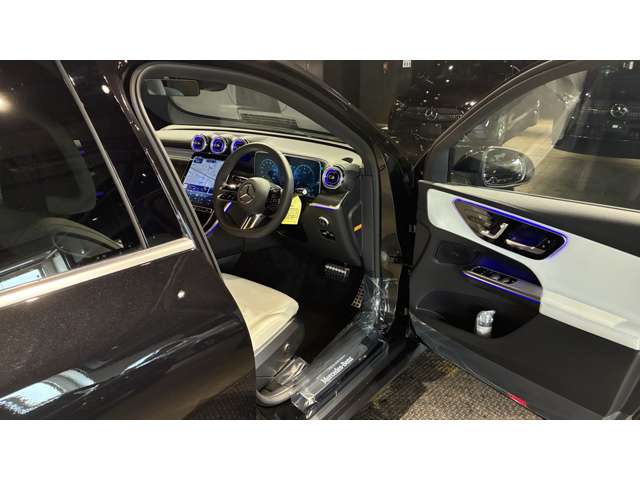 Mercedes-Benz GLC 10