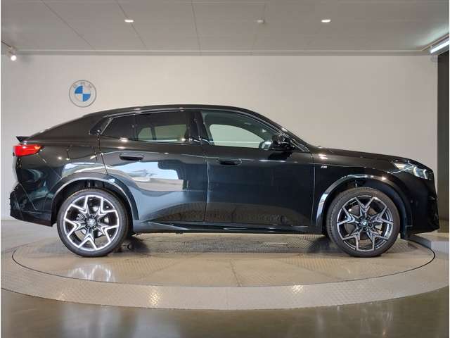 BMW X2 7