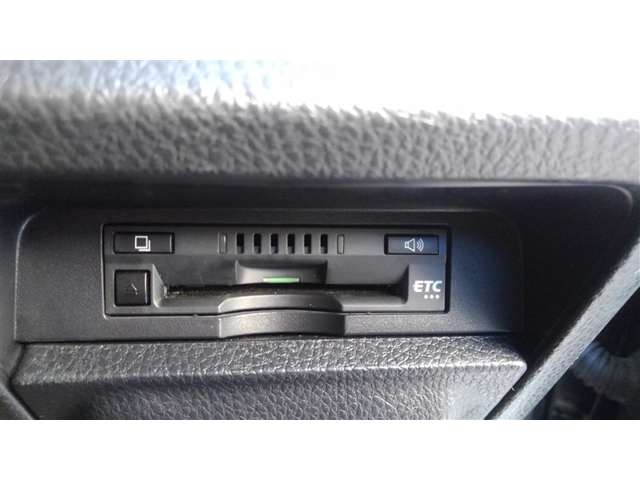 Toyota Noah 11