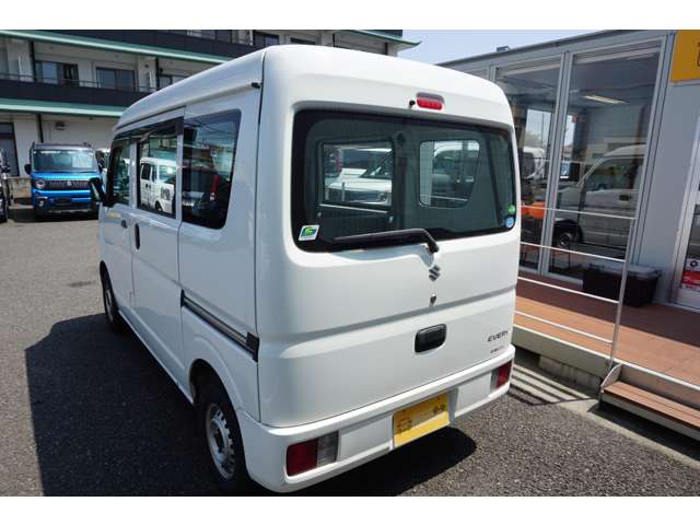 Suzuki Every 8