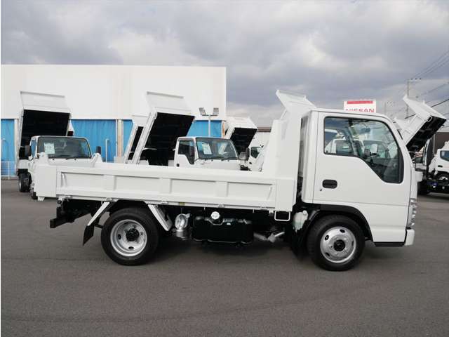 Isuzu Elf 6