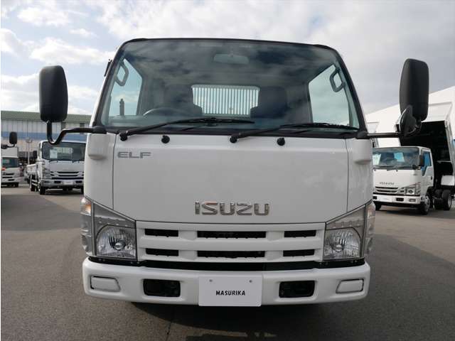 Isuzu Elf 8