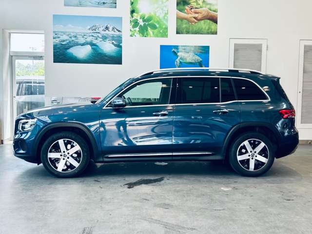 Mercedes-Benz GLB 11