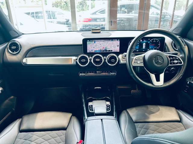 Mercedes-Benz GLB 4