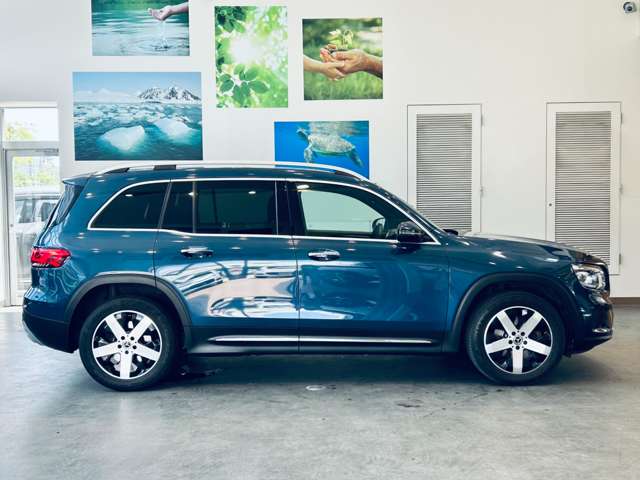 Mercedes-Benz GLB 8