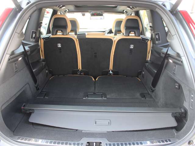 Volvo XC90 12