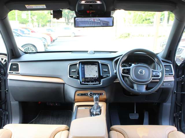 Volvo XC90 6