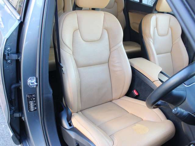 Volvo XC90 9