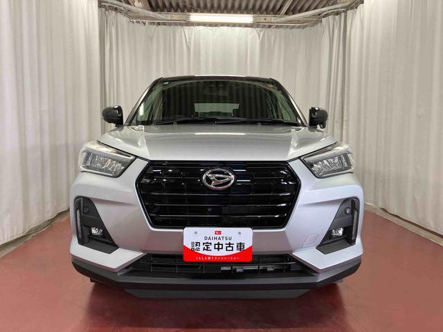 Daihatsu Rocky 3