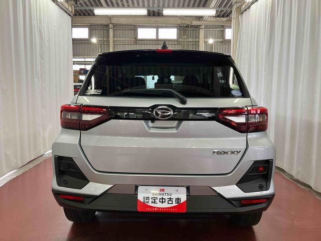 Daihatsu Rocky 6