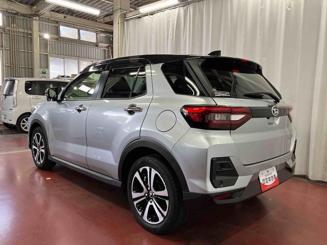 Daihatsu Rocky 7