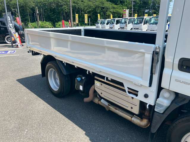 Mitsubishi Fuso Canter 11