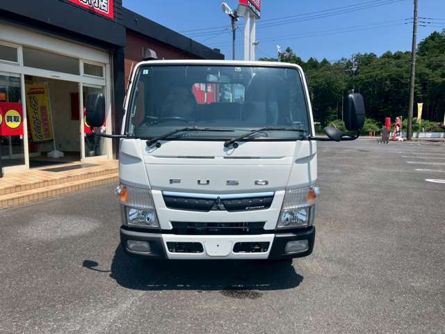 Mitsubishi Fuso Canter 2