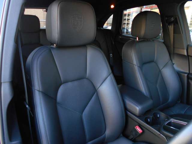 Porsche Macan 12