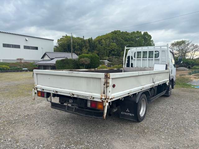 Mitsubishi Fuso Canter 7