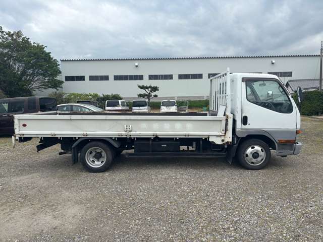 Mitsubishi Fuso Canter 9