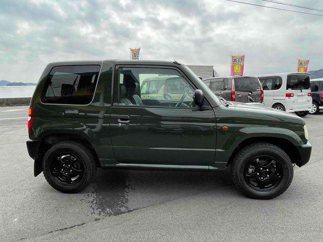 Mitsubishi Pajero Mini 4