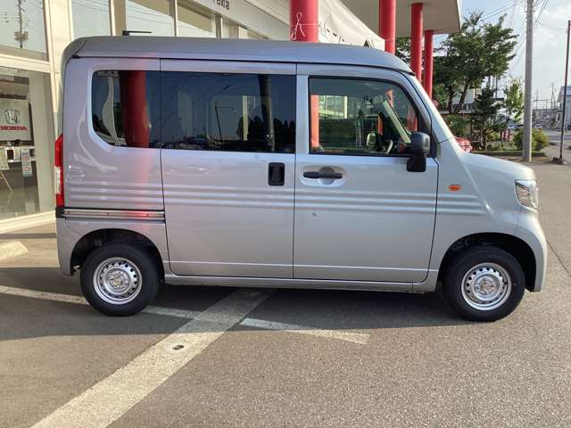 Honda N-VAN 4