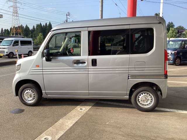 Honda N-VAN 8