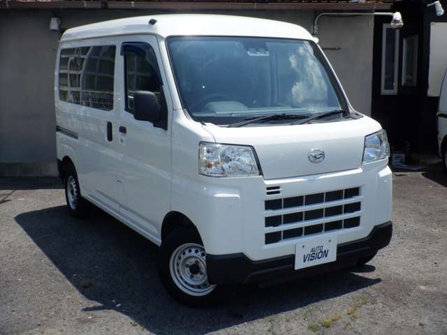 Daihatsu Hijet Cargo 2