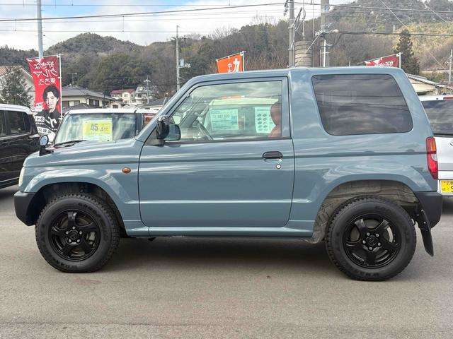Mitsubishi Pajero Mini 5