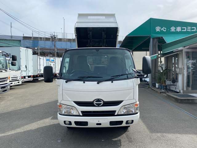 Hino Dutro 2