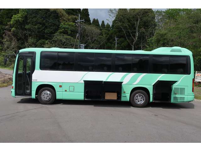 Hino Melpha 3