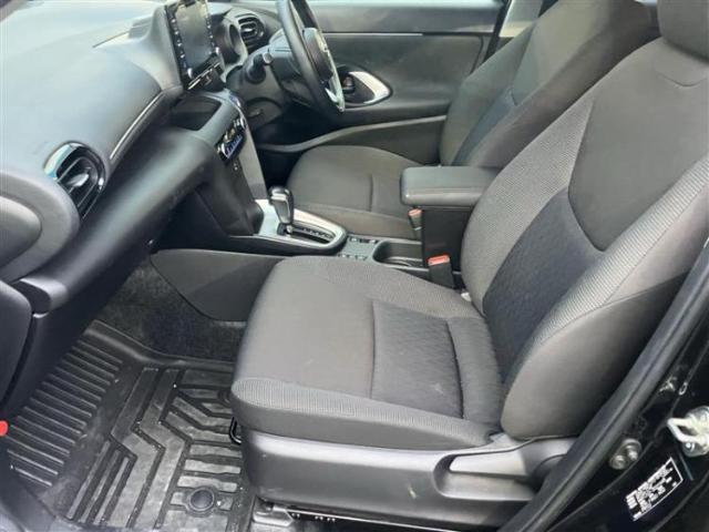 Toyota Yaris Cross 8