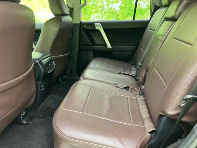 Toyota Land Cruiser Prado 9