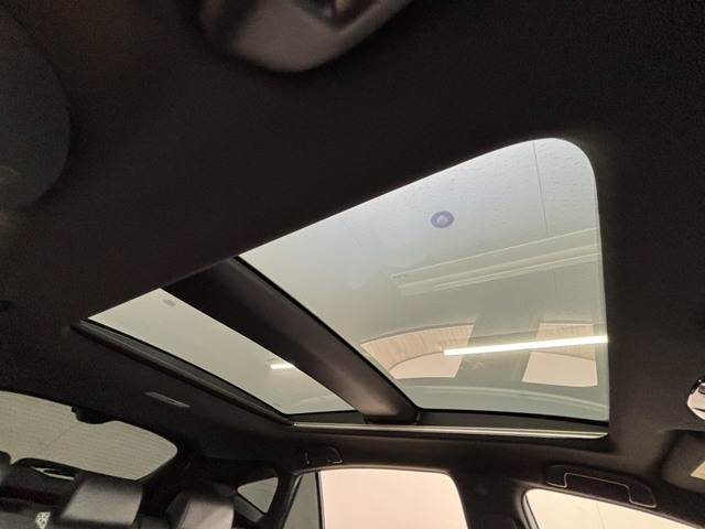 Toyota Harrier 5