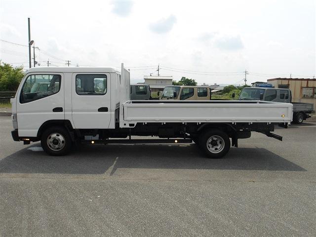 Mitsubishi Fuso Canter 9