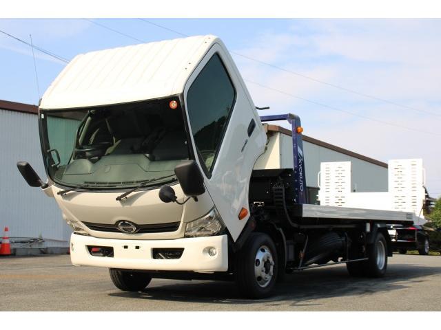 Hino Dutro 7